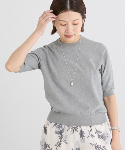 IENA(イエナ)の「《アンサンブル対応/新色あり/追加2》PARIGI プルオーバー(ニット/セーター・レディース・ネイビー/レッド/ライトグレー/ブラック・FREE)」の2枚目の写真