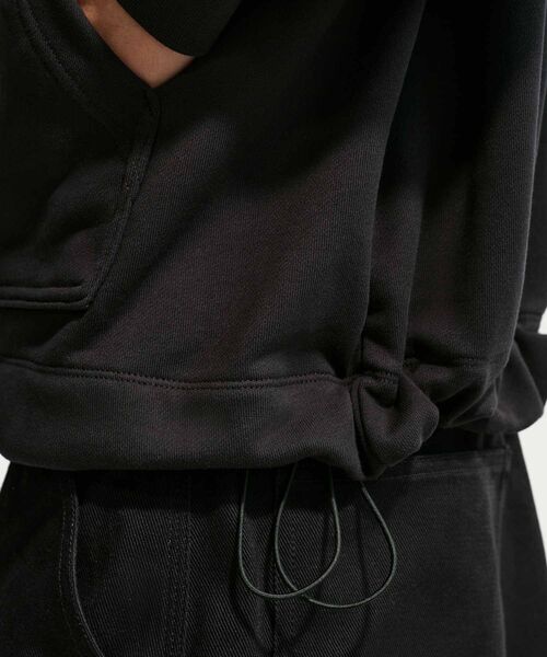 NIKE(ナイキ)の「ナイキ スポーツウェア クラブ メンズ オーバーサイズド フレンチ テリー プルオーバー パーカー / Nike Sportswear Club Men's Oversized French Terry Pullover Hoodie IF0746-010 Black(パーカー・メンズ・ブラック・XL/S/L/M/2XL)」の2枚目の写真