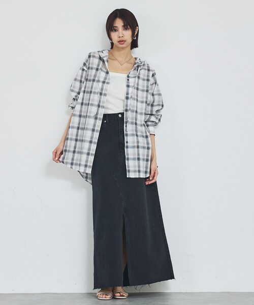 abahouse mavie（アバハウスマヴィ）の「【シアー素材】チェックフードシャツ/春服/夏服/ゆったり/羽織り（シャツ/ブラウス・レディース・サックスブルー/ホワイト・フリー）」の5枚目の写真