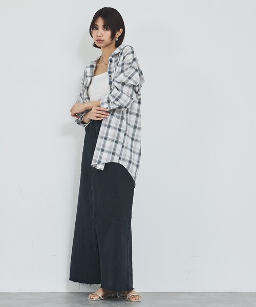 abahouse mavie（アバハウスマヴィ）の「【シアー素材】チェックフードシャツ/春服/夏服/ゆったり/羽織り（シャツ/ブラウス・レディース・サックスブルー/ホワイト・フリー）」の6枚目の写真