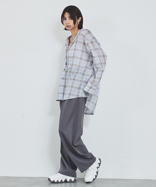 abahouse mavie（アバハウスマヴィ）の「【シアー素材】チェックフードシャツ/春服/夏服/ゆったり/羽織り（シャツ/ブラウス・レディース・サックスブルー/ホワイト・フリー）」の14枚目の写真