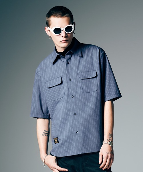 glamb(グラム)の「Oversize Work Shirt / オーバーサイズワークシャツ(シャツ/ブラウス・メンズ・ブラック/ベージュ/ネイビー・S/M/L)」の3枚目の写真