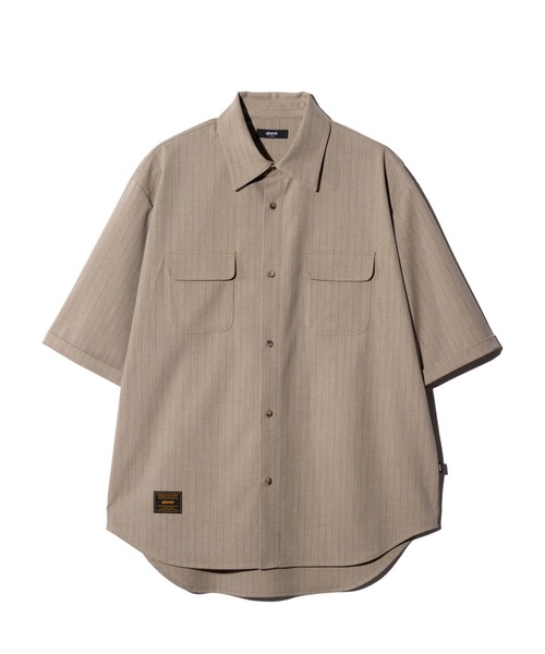 glamb(グラム)の「Oversize Work Shirt / オーバーサイズワークシャツ(シャツ/ブラウス・メンズ・ブラック/ベージュ/ネイビー・S/M/L)」の5枚目の写真