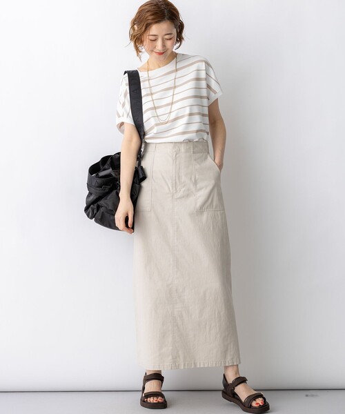 23区 L（ニジュウサンクオオキイサイズ）の「レーヨンポリエステルストレッチ プルオーバー ニット（ニット/セーター・レディース・ネイビー系/ブラウン系1/ホワイト系1/ホワイト系/ブラック系/ネイビー系1/ダークブラウン系/スカイブルー系/ピンク系/ベージュ系/キャメル/ダルブルー系/ライトオレンジ系・46/44）」の20枚目の写真