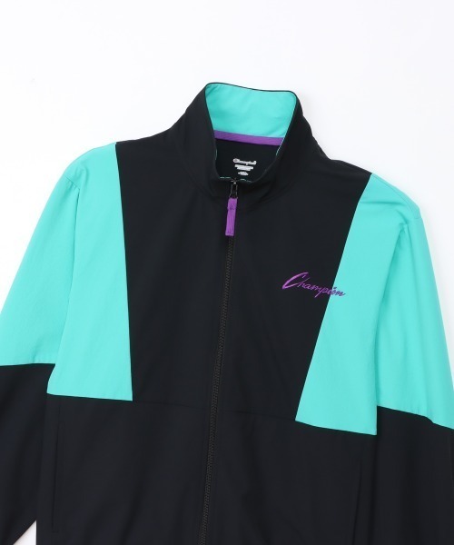 Champion（チャンピオン）の「チャンピオン  チャンピオン ウインドジャケット　ANORAK JACKET（ナイロンジャケット・キッズ・ネイビー/ブラック×グリーン・130cm/140cm/150cm/160cm）」の6枚目の写真