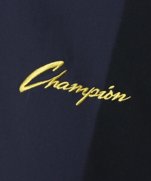 Champion（チャンピオン）の「チャンピオン  チャンピオン ウインドジャケット　ANORAK JACKET（ナイロンジャケット・キッズ・ネイビー/ブラック×グリーン・130cm/140cm/150cm/160cm）」の5枚目の写真
