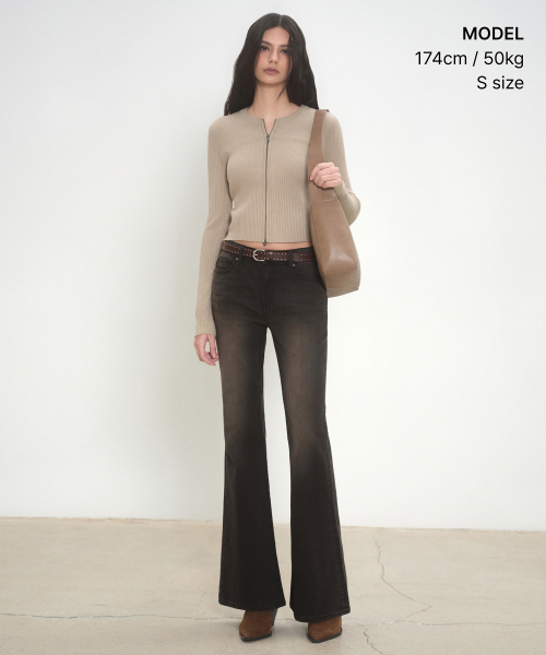 MUSINSA STANDARD WOMAN（ムシンサスタンダードウーマン）の「ウィメンズリブスリムラウンドネックニットジップアップ[グレイッシュベージュ]（ニット/セーター・レディース・その他・X-SMALL/SMALL/MEDIUM/LARGE）」の2枚目の写真