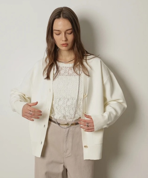 CADUNE（カデュネ）の「ダブルフェイスニットカーデ（ニット/セーター・レディース・ライトイエロー/ピンクベージュ/ピンク/ネイビー/ホワイト・38）」の9枚目の写真