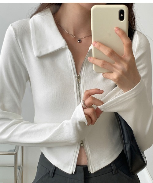 Dolce Fiora(ドルチェフィオラ)の「ダブルファスナークロップド丈リブ編みトップス(Tシャツ/カットソー・レディース・グレー/ホワイト・M)」の3枚目の写真