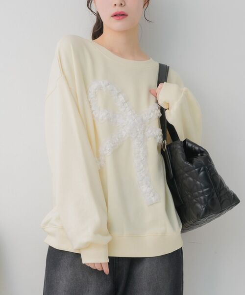 ems excite（エムズエキサイト）の「BIGリボントレーナー（スウェット・レディース・ダークグレー/イエロー/ダークブルー・FREE）」の3枚目の写真