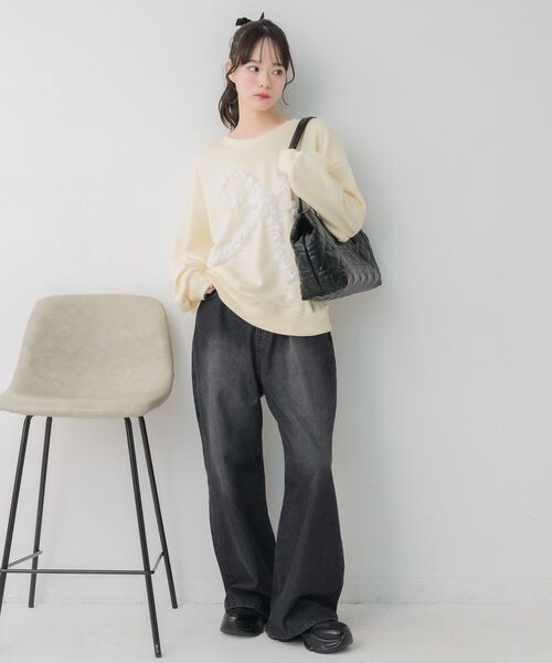 ems excite（エムズエキサイト）の「BIGリボントレーナー（スウェット・レディース・ダークグレー/イエロー/ダークブルー・FREE）」の4枚目の写真