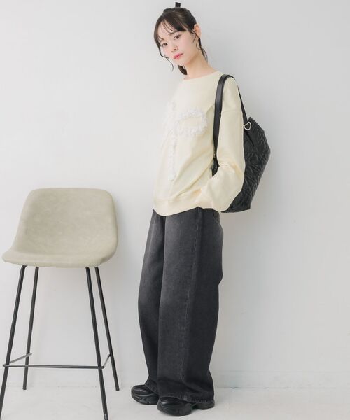 ems excite（エムズエキサイト）の「BIGリボントレーナー（スウェット・レディース・ダークグレー/イエロー/ダークブルー・FREE）」の8枚目の写真