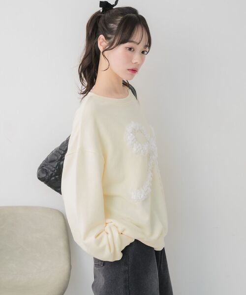 ems excite（エムズエキサイト）の「BIGリボントレーナー（スウェット・レディース・ダークグレー/イエロー/ダークブルー・FREE）」の10枚目の写真