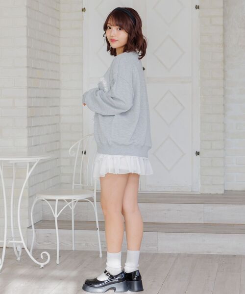 ems excite（エムズエキサイト）の「BIGリボントレーナー（スウェット・レディース・ダークグレー/イエロー/ダークブルー・FREE）」の17枚目の写真