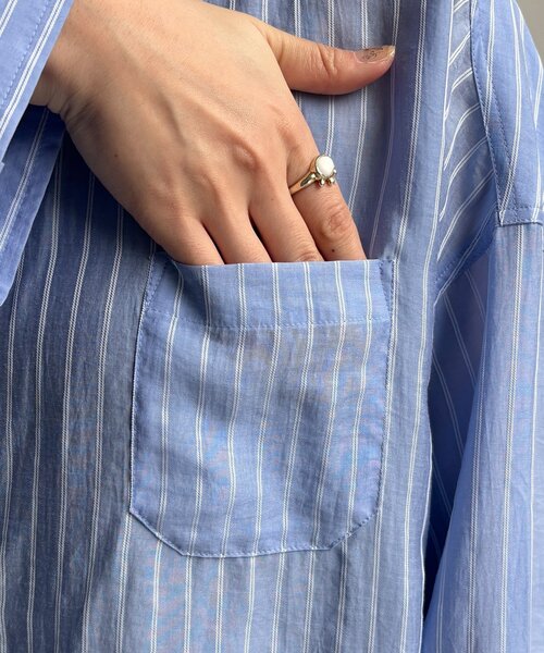 DouDou（ドゥドゥ）の「マルチWAYストライプシャツ（シャツ/ブラウス・レディース・ブルー/カーキ・FREE）」の6枚目の写真