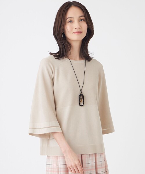 TRANS WORK(トランスワーク)の「【ウォッシャブル】フレアスリーブニットプルオーバー(Tシャツ/カットソー・レディース・ベージュ/ネイビー・40/38)」の2枚目の写真