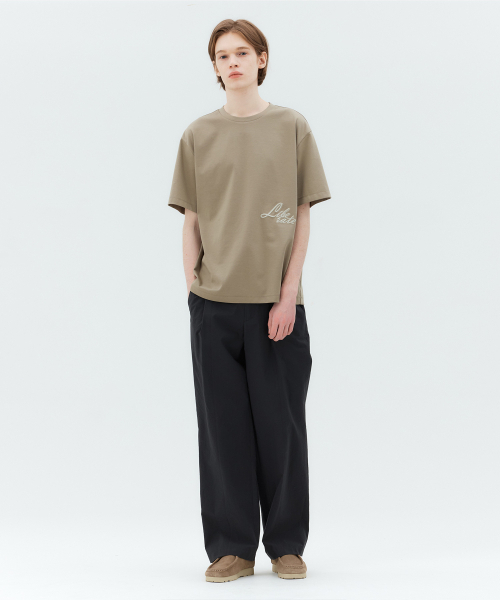 MINDBRIDGE(マインドブリッジ)の「スーピマ_バックポイントセミオーバーフィットTシャツ - 2カラー MYTS3102(Tシャツ/カットソー・メンズ・カーキ/チャコール・100/95/105/110)」の3枚目の写真