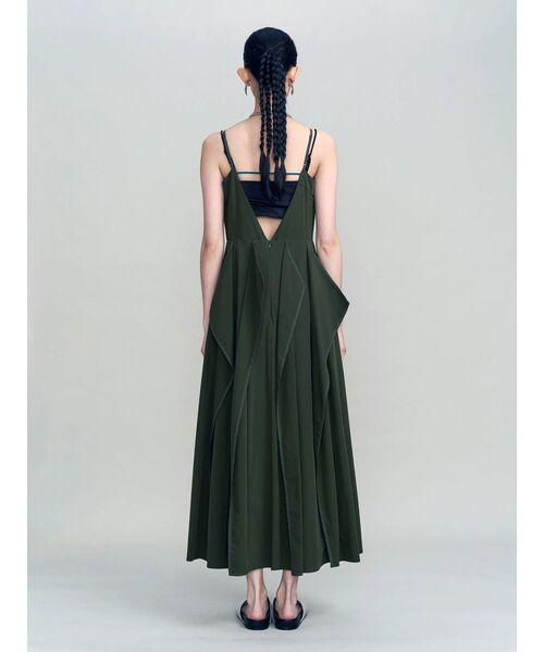 UN3D.（アンスリード）の「STRATUM WAVE CAMI OP（ワンピース・レディース・ライム/カーキ/ブラック・38/36）」の17枚目の写真