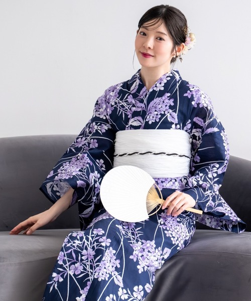 CELEN(セレン)の「【1人で着られる浴衣4点セット】浴衣・兵児帯・腰紐2本《夏花浴衣》(浴衣・レディース・ネイビー系2/ブルー系2/アイボリー系2/アイボリー系1/ネイビー系1/ピンク系/ブラック系/ブルー系1・FREE)」の5枚目の写真