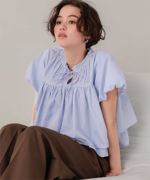titivate（ティティベイト）の「プチバルーンスリーブフリルブラウス（シャツ/ブラウス・レディース・オフホワイト/ブルー/ブラック系その他/イエロー/ブラック・L/M/S）」の5枚目の写真