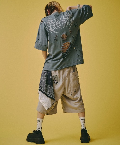 GALFY（ガルフィー）の「【GALFY】病みに溶かされし大ダメージTシャツ / 【ガルフィー】グラフィック刺しゅうロゴダメージ半袖Ｔシャツ（Tシャツ/カットソー・メンズ・ベージュ/グレー/チャコール・L/XL）」の12枚目の写真