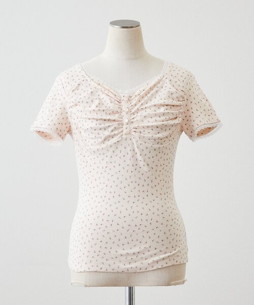 continuer de NICE CLAUP(コンティニューデナイスクラップ)の「大人気に付き新色追加!小花レーストップス(Tシャツ/カットソー・レディース・ホワイト系その他/ブルー系その他/ピンク系その他/オフホワイト/ブラック/その他2/その他1・FREE)」の12枚目の写真