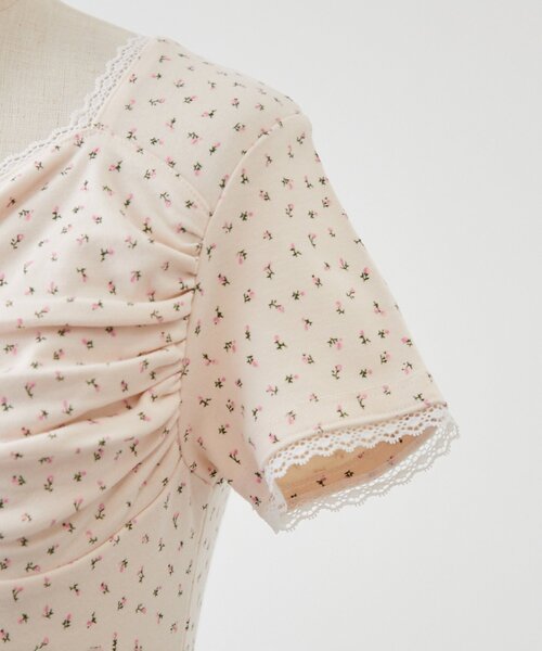 continuer de NICE CLAUP(コンティニューデナイスクラップ)の「大人気に付き新色追加!小花レーストップス(Tシャツ/カットソー・レディース・ホワイト系その他/ブルー系その他/ピンク系その他/オフホワイト/ブラック/その他2/その他1・FREE)」の15枚目の写真