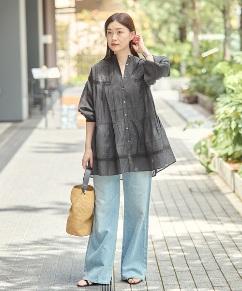 journal standard L'essage(ジャーナルスタンダードレサージュ)の「リバーレースチュニックブラウス(シャツ/ブラウス・レディース・ブラック/ホワイト・FREE)」の3枚目の写真