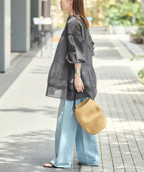 journal standard L'essage(ジャーナルスタンダードレサージュ)の「リバーレースチュニックブラウス(シャツ/ブラウス・レディース・ブラック/ホワイト・FREE)」の9枚目の写真