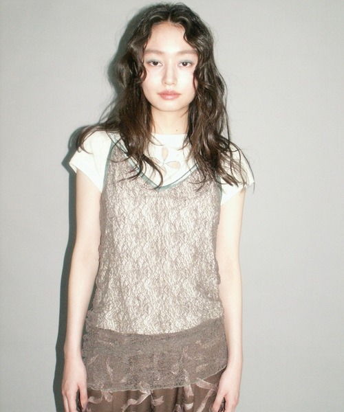 musubore(ムスボレ)の「【 select 】flower punched tee / フラワーパンチTシャツ(Tシャツ/カットソー・レディース・チャコールグレー/ミント・FREE)」の11枚目の写真