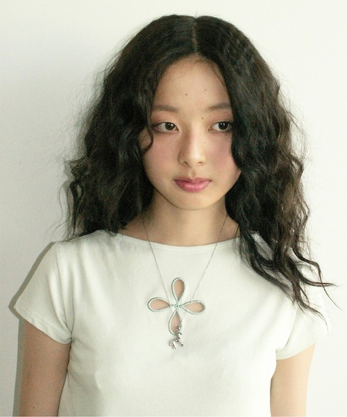 musubore(ムスボレ)の「【 select 】flower punched tee / フラワーパンチTシャツ(Tシャツ/カットソー・レディース・チャコールグレー/ミント・FREE)」の22枚目の写真