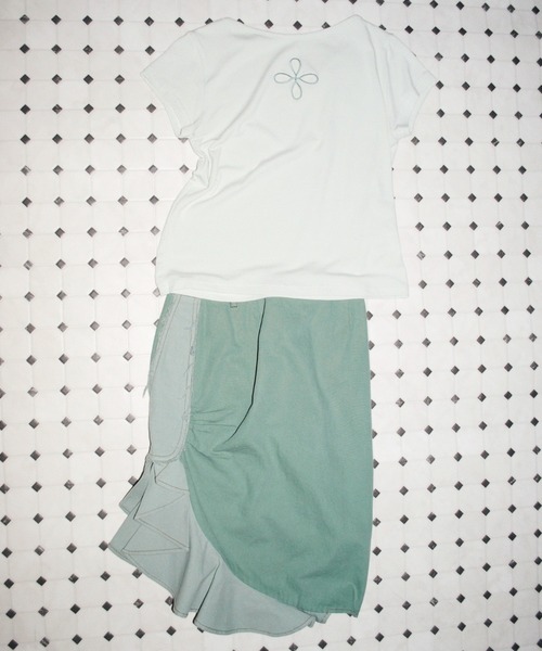 musubore(ムスボレ)の「【 select 】flower punched tee / フラワーパンチTシャツ(Tシャツ/カットソー・レディース・チャコールグレー/ミント・FREE)」の14枚目の写真