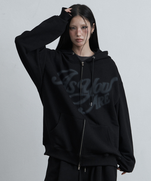 as you are（アズユーアー）の「AYA ビッグロゴフードジップアップ ブラック（パーカー・レディース・その他・SMALL/MEDIUM）」の3枚目の写真