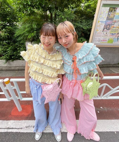 HELLO.SANFRANCISCO(ハローサンフランシスコ)の「【HELLO.SANFRANCISCO/ハローサンフランシスコ】2WAYフリルメロウボレロ(カーディガン/ボレロ・レディース・サックスブルー/アイボリー/イエロー・ONE SIZE)」の6枚目の写真