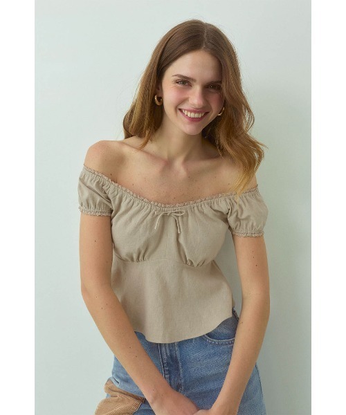ALEXIA STAM(アリシアスタン)の「Linen Cropped Top /リネンクロップドトップス(Tシャツ/カットソー・レディース・ベージュ/ブラック/ホワイト・M/S)」の5枚目の写真