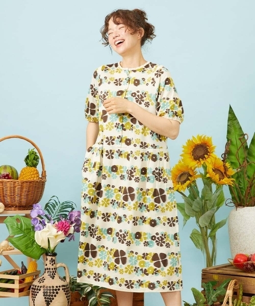 Jocomomola(ホコモモラ)の「Ramo Border フラワージャカードワンピース(ワンピース・レディース・アイボリー/ネイビー・40)」の2枚目の写真