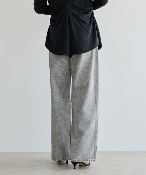 IENA LA BOUCLE(イエナラブークル)の「IENA LA BOUCLE ストレートスリムフィットワイドデニム(デニムパンツ・レディース・グレー/ブルー・34/36/38/40)」の14枚目の写真