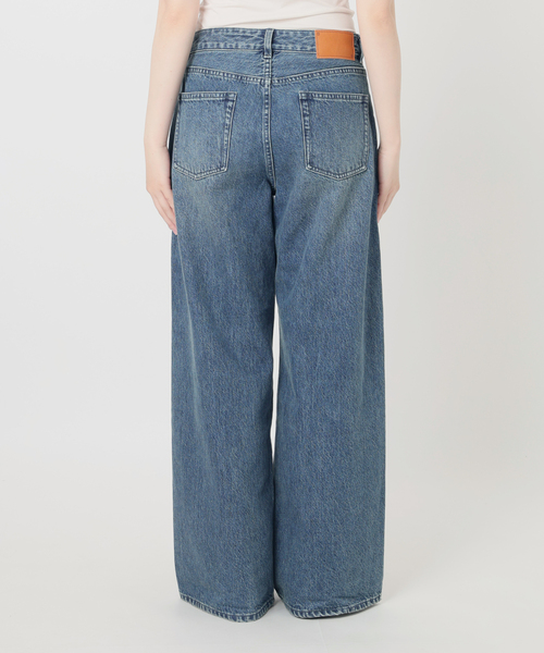 IENA LA BOUCLE（イエナラブークル）の「IENA LA BOUCLE ストレートスリムフィットワイドデニム（デニムパンツ・レディース・グレー/ブルー・34/36/38/40）」の17枚目の写真