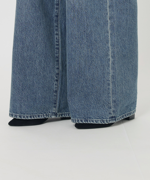 IENA LA BOUCLE（イエナラブークル）の「IENA LA BOUCLE ストレートスリムフィットワイドデニム（デニムパンツ・レディース・グレー/ブルー・34/36/38/40）」の12枚目の写真