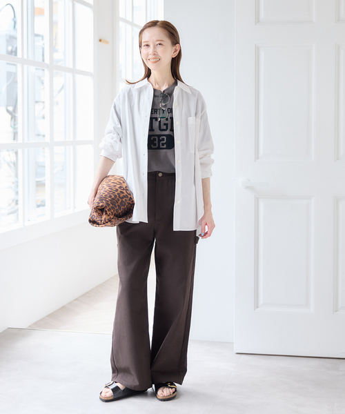 U by SPICK&SPAN(ユーバイスピックアンドスパン)の「ラウンドヘムオーバーサイズシャツ(シャツ/ブラウス・レディース・ブラウン/ホワイト/ブルー/ピンク・FREE)」の9枚目の写真