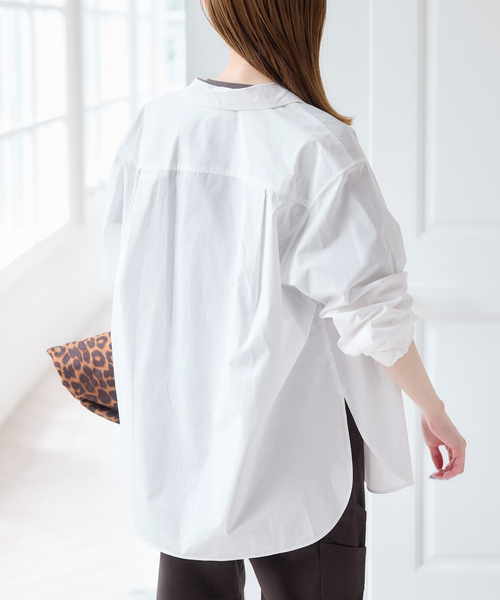 U by SPICK&SPAN(ユーバイスピックアンドスパン)の「ラウンドヘムオーバーサイズシャツ(シャツ/ブラウス・レディース・ブラウン/ホワイト/ブルー/ピンク・FREE)」の12枚目の写真