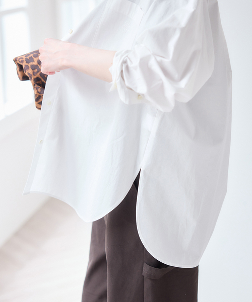U by SPICK&SPAN(ユーバイスピックアンドスパン)の「ラウンドヘムオーバーサイズシャツ(シャツ/ブラウス・レディース・ブラウン/ホワイト/ブルー/ピンク・FREE)」の15枚目の写真