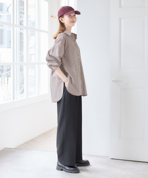 U by SPICK&SPAN(ユーバイスピックアンドスパン)の「ラウンドヘムオーバーサイズシャツ(シャツ/ブラウス・レディース・ブラウン/ホワイト/ブルー/ピンク・FREE)」の18枚目の写真