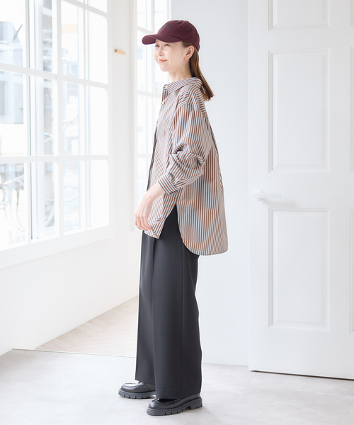 U by SPICK&SPAN(ユーバイスピックアンドスパン)の「ラウンドヘムオーバーサイズシャツ(シャツ/ブラウス・レディース・ブラウン/ホワイト/ブルー/ピンク・FREE)」の20枚目の写真