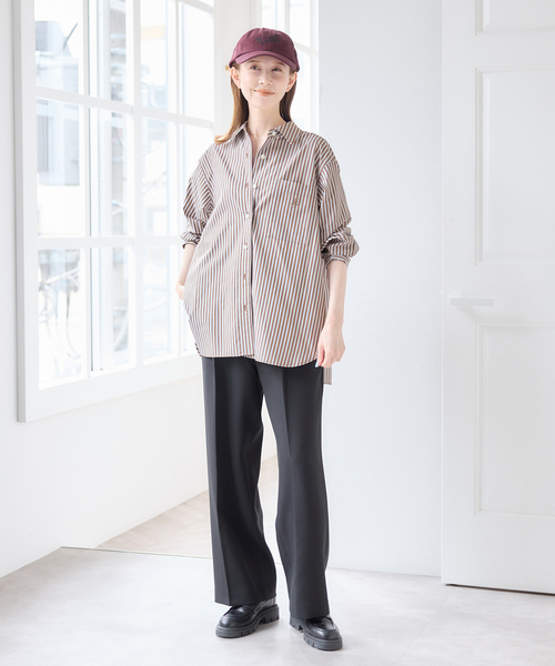 U by SPICK&SPAN(ユーバイスピックアンドスパン)の「ラウンドヘムオーバーサイズシャツ(シャツ/ブラウス・レディース・ブラウン/ホワイト/ブルー/ピンク・FREE)」の21枚目の写真