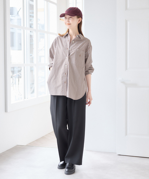 U by SPICK&SPAN(ユーバイスピックアンドスパン)の「ラウンドヘムオーバーサイズシャツ(シャツ/ブラウス・レディース・ブラウン/ホワイト/ブルー/ピンク・FREE)」の22枚目の写真