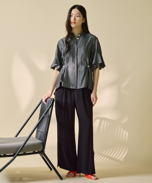 STUDIOUS(ステュディオス)の「【STUDIOUS/ステュディオス】Hem Flare 2way Blouse/ヘムフレア2ウェイブラウス(シャツ/ブラウス・レディース・ホワイト/ストライプ・FREE)」の21枚目の写真