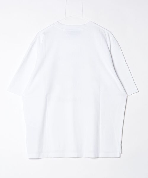 DSQUARED2（ディースクエアード）の「Loose Fit Tee D2 Graphics Print/0262（Tシャツ/カットソー・メンズ・ホワイト・L/M/XL）」の2枚目の写真