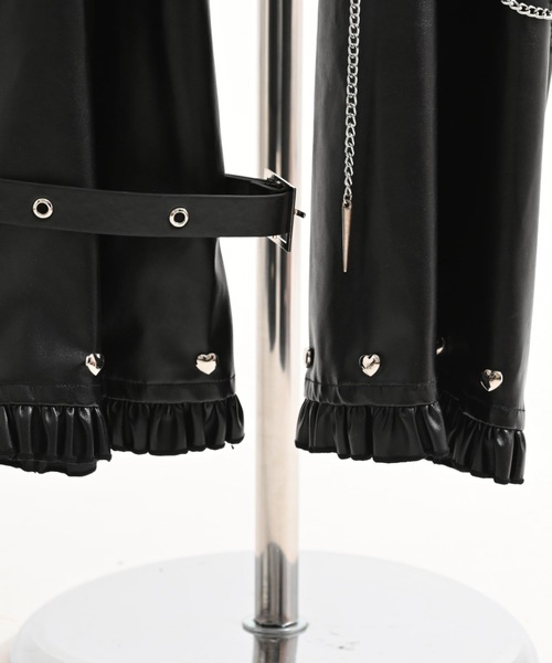 TRAVAS TOKYO(トラバス トウキョウ)の「『TRAVAS TOKYO/トラバス トーキョー』レッグカバー付きPUレザーショーパン(その他パンツ・レディース・ブラック・M)」の20枚目の写真