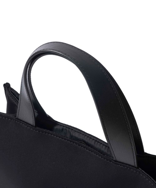 1PIU1UGUALE3  RELAX （ウノピゥウノウグァーレトレ リラックス）の「【1PIU1UGUALE3 RELAX】NEOPRENE MINI BAG（トートバッグ・メンズ・ブラック・FREE）」の6枚目の写真
